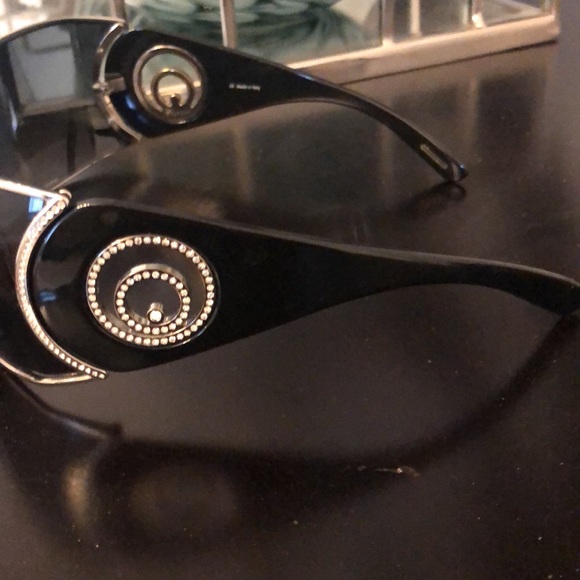 Chopard Sunglasses - Picture 3 of 5